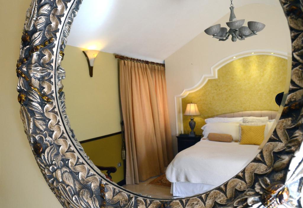 Hostal Villa Toscana Guatemala City Luaran gambar