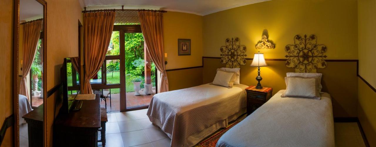Hostal Villa Toscana Guatemala City Luaran gambar
